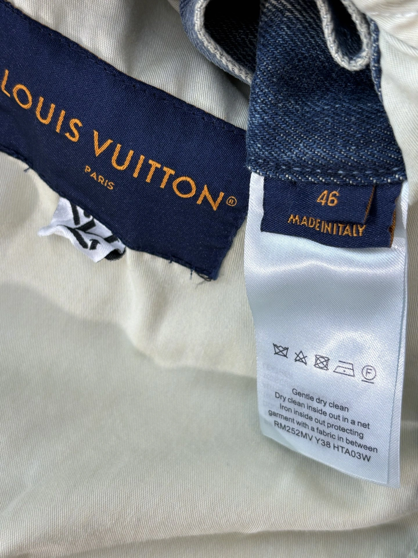 wg.luxury- 8V item:E-F363F1125
